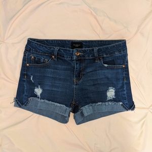 celebrity pink low rise jean shorts